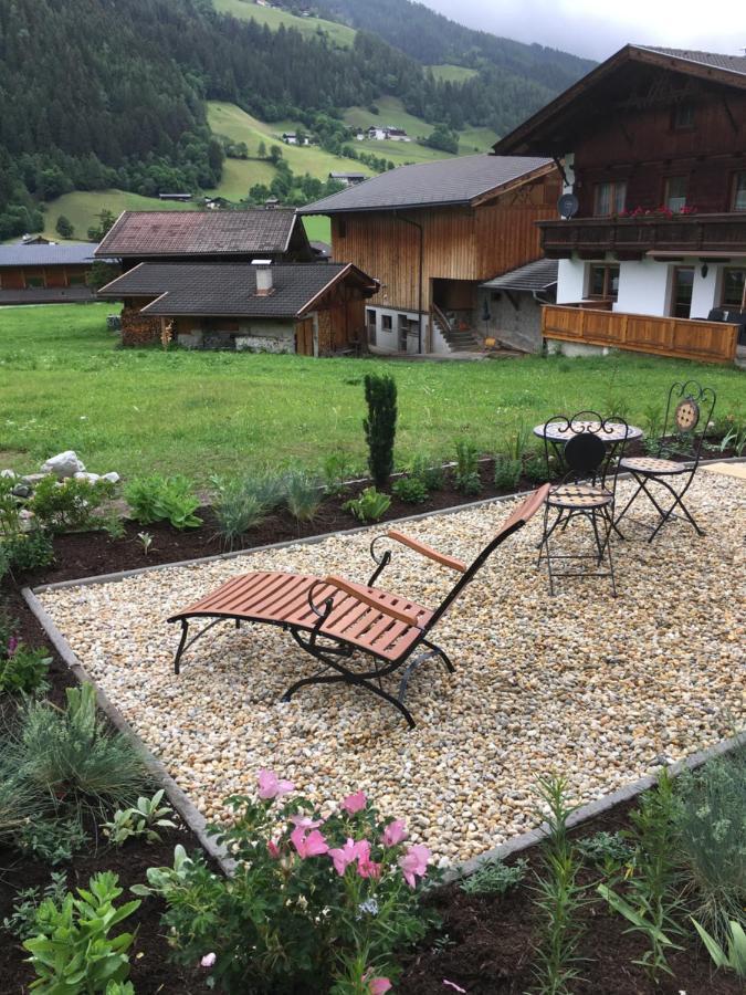 Ferienwohnungen Kindl Neustift im Stubaital Exterior foto